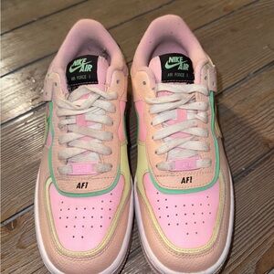 Nike Air Force 1 Pastel Sneakers